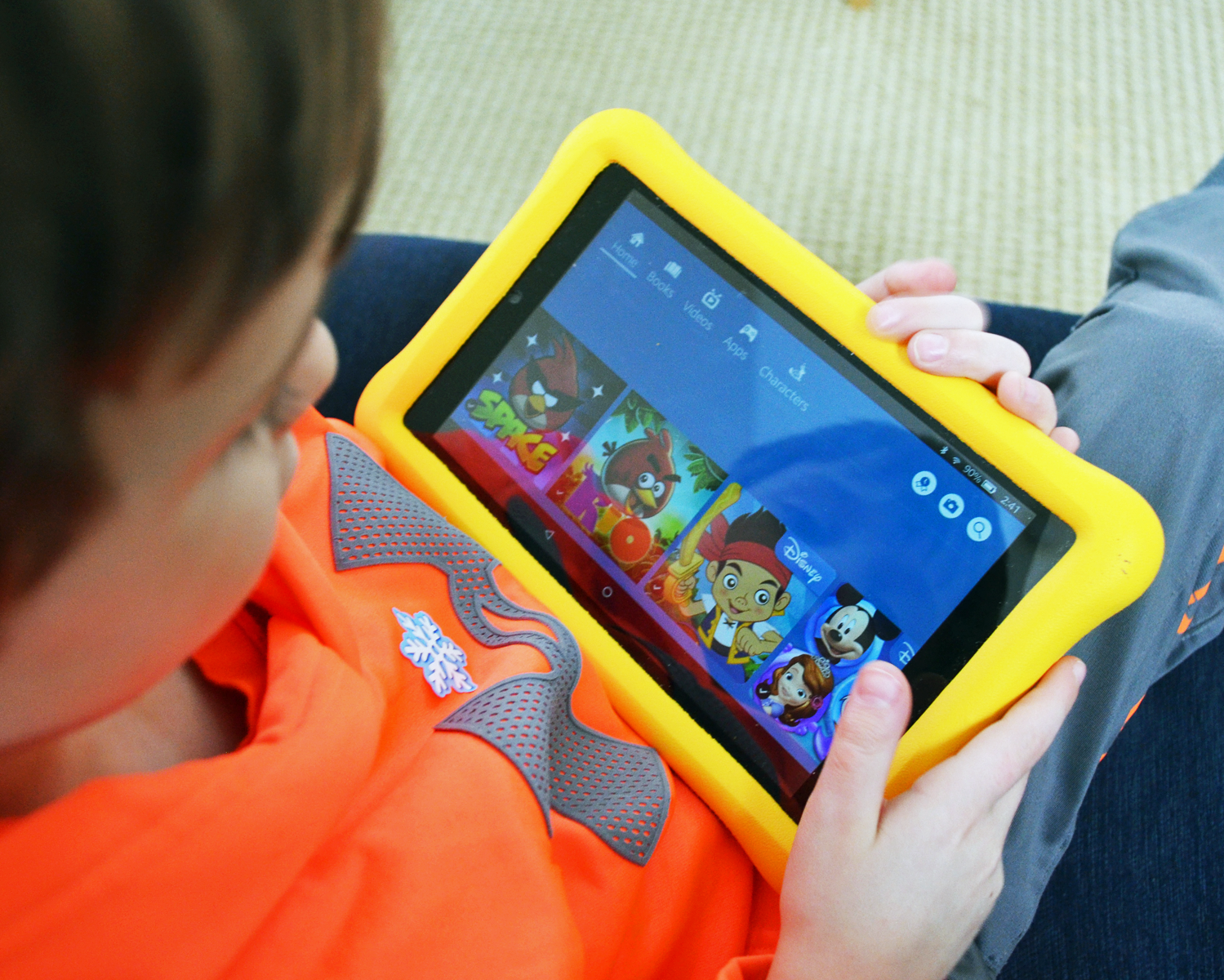 Which is better for kid's the kindle or the ipad?