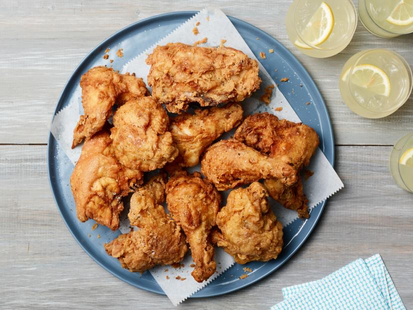 Fried chicken became popular back in 1920! What a perfect food for a Great Gatsby themed party.