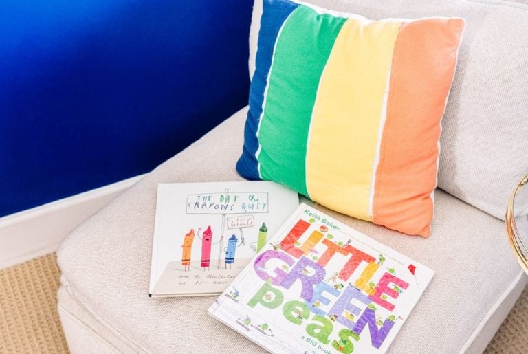 20 Vibrant Books About Colors for Preschoolers and Toddlers